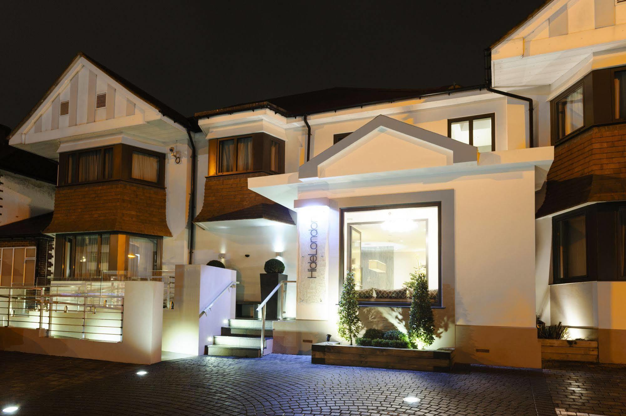The Hide London Hotel Hendon Bagian luar foto